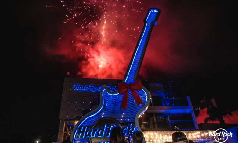 Ano-Novo-com-grande-festa-com-fogos-no-Hard-Rock-Cafe-Curitiba