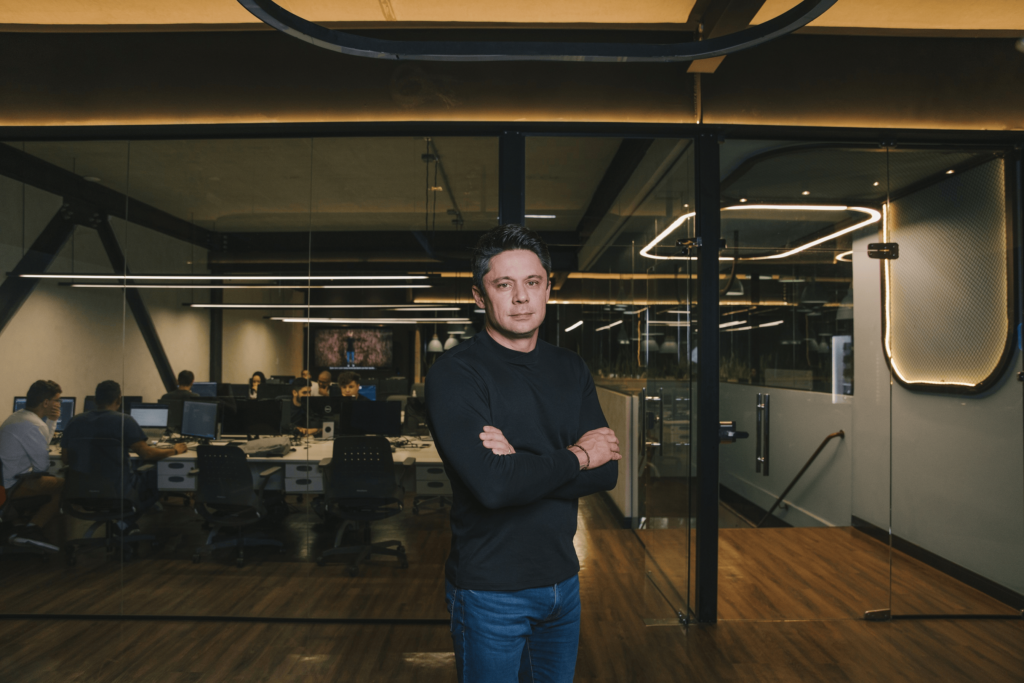 Cristiano-Maschio-CEO-da-QESH-credito-Bernardo-Coelho-012023-