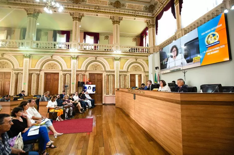 camara sessão saúde