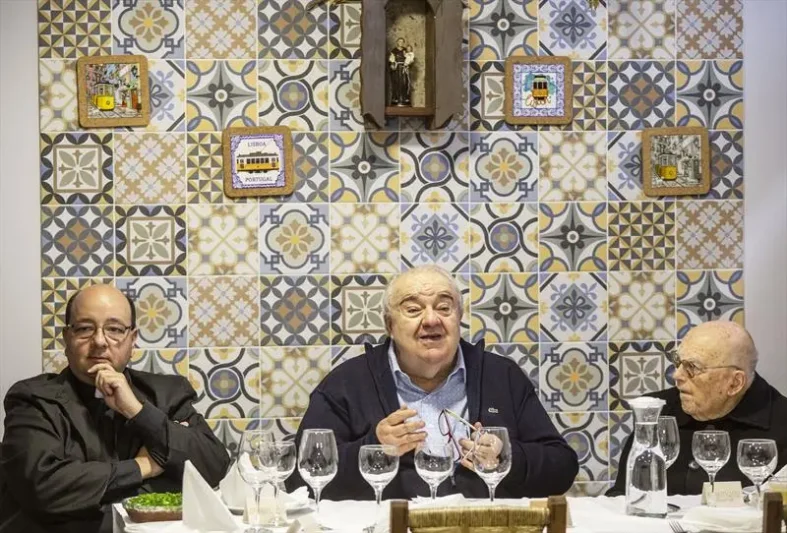 greca-fala-a-seminaristas