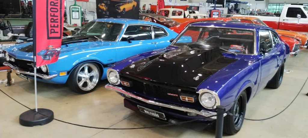 OLD & LOW CAR CURITIBA