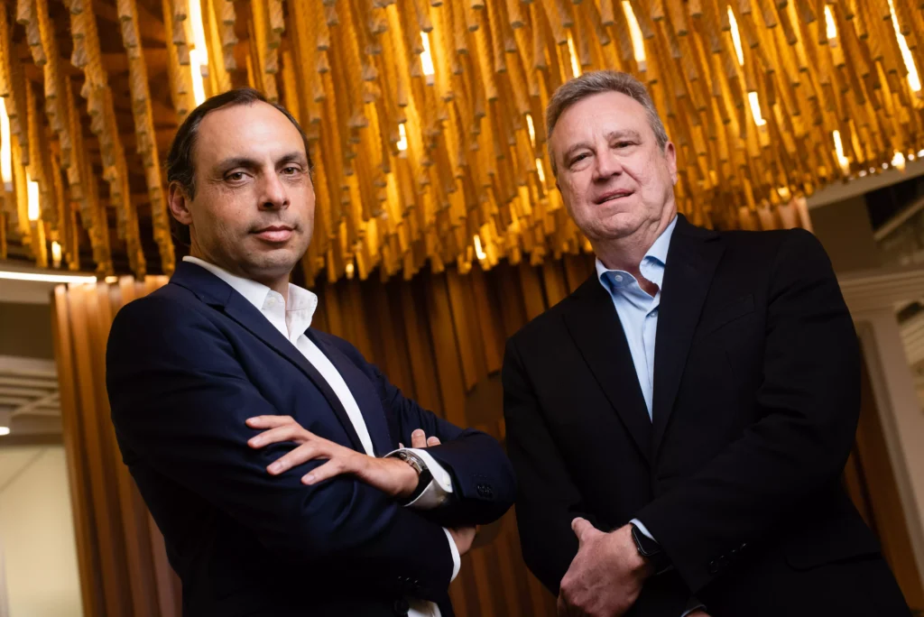 Juan Pablo Llobet, Presidente da Syngenta Produção de Cultivos Brasil e LATAM, e Jorge Buzzetto, Diretor de Operações da Syngenta Proteção de Cultivos na América Latina (crédito: Cláudio Belli)