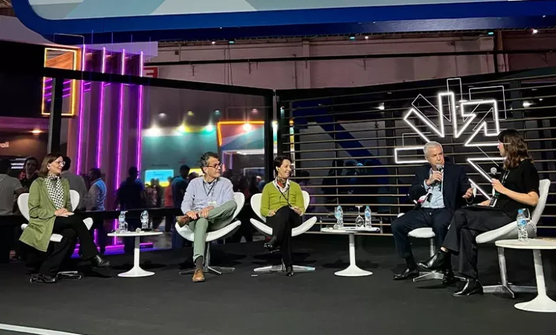 Presidente Cláudio Coutinho participou do painel "Quem não mede, não muda: a busca por métricas, indicadores e modelos de governança ESG", no palco principal do Febran Tech 2023 Foto: Divulgação/Banrisul