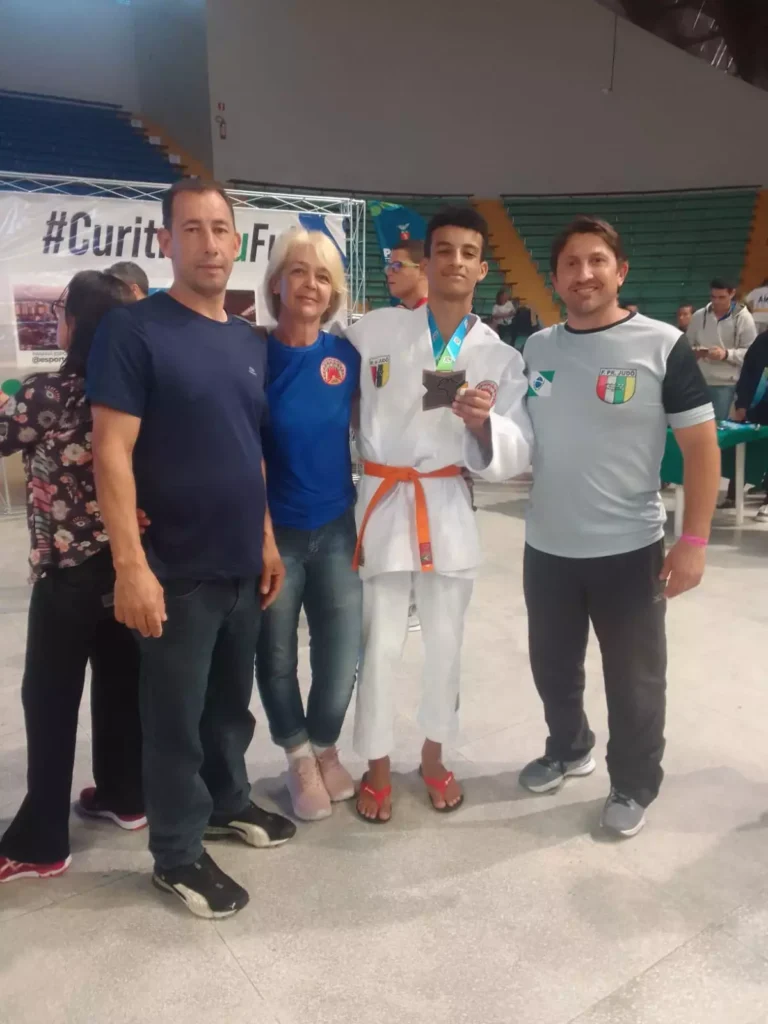 Antônio Guerreiro, bronze sub 13 masculino pesado