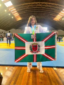 Alessandra, ouro sub 13 feminino ligeiro