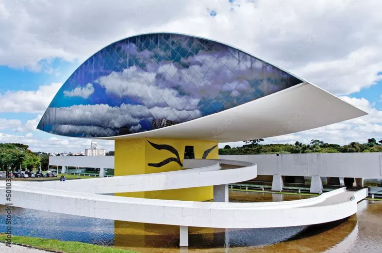 Museu Oscar Niemyer - foto Addobe Stock