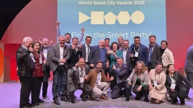 O prefeito Rafael Greca recebeu o principal prêmio do World Smart City Awards, na categoria "Cidades". Foto: Divulgação iCities