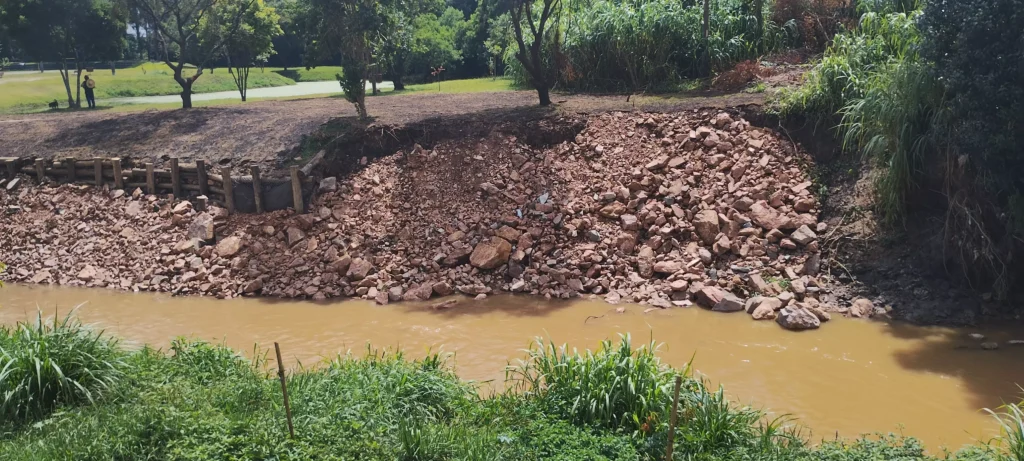 RIO ATUBA NA VILINHA DO BAIRRO ALTO