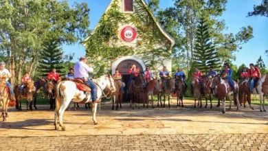 Romeiros vão carregar as imagens de Nossa Senhora das Brotas e de São João Batista pelo percurso - Foto: Clube dos Tropeiros Alma Sem Fronteiras