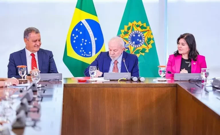 Presidente Lula, durante a sanção da Lei Orçamentária Anual (LOA 2024) no Palácio do Planalto - Foto: Ricardo Stuckert / PR