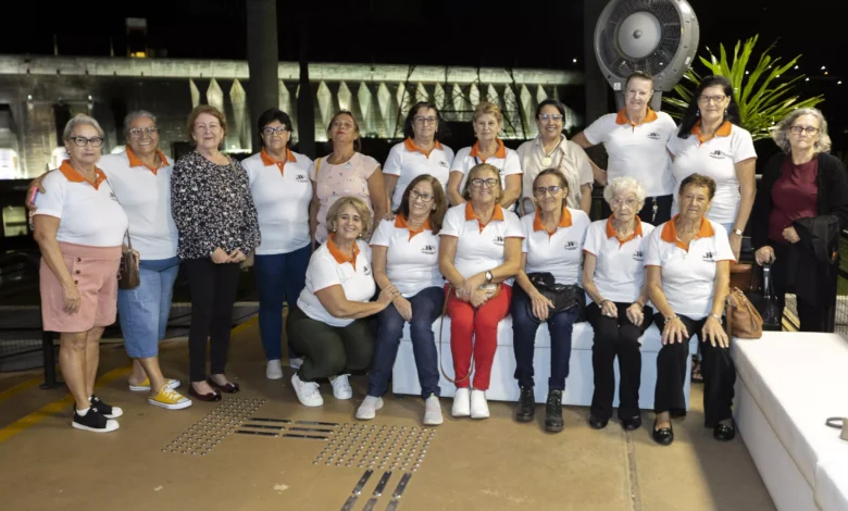 itaipu-passeio-mulheres