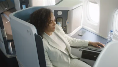 Divulgação KLM Novos assentos foram projetados com base em uma extensa pesquisa com clientes e oferecem mais espaço e conforto