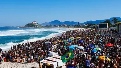 Imagem: Praia de Itaúna, em Saquarema.