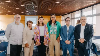 Paulo César Nauiack (VP da Fecomércio), Deise Bezerra (Gerente do Viaje Paraná), Tatiana Turra (Presidente do Instituto Municipal de Turismo), Gislaine Queiroz (Presidente do Curitiba Convention), Giovanni Diego C. Bagatini (assessor da presidência da Fecomércio) e Eduardo Gabardo (Superintendente da Fecomério).Foto: Jonathan Nenemann