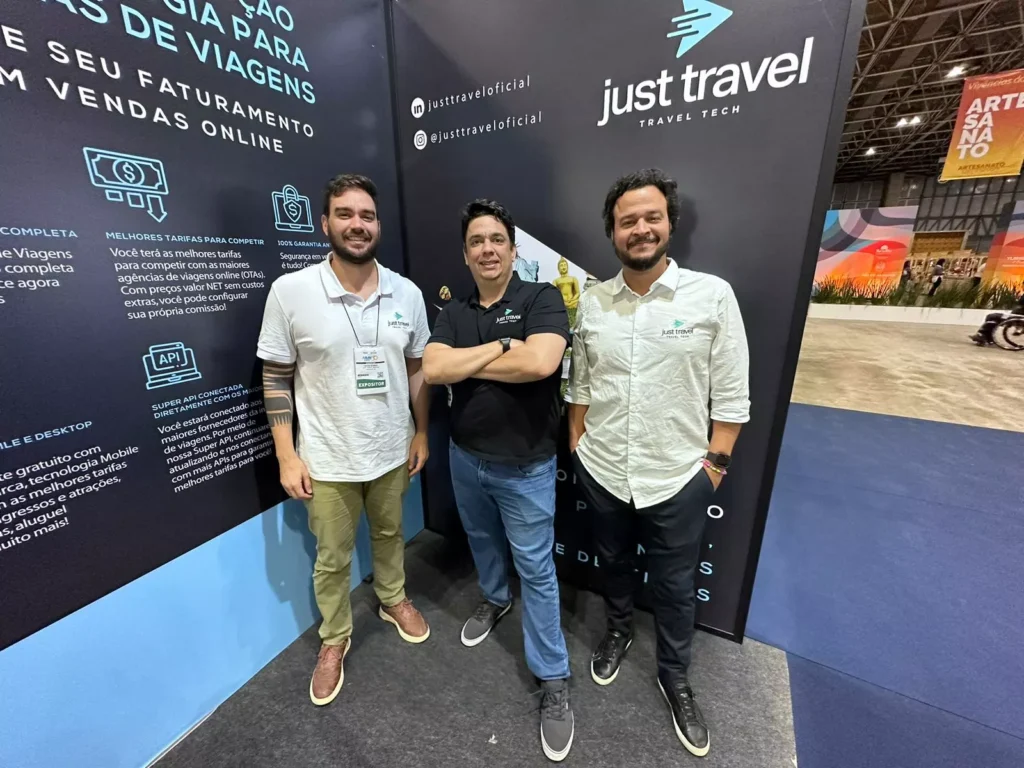 Just Travel/Divulgação Victor Berman, Head Comercial, Diego Rydz, CMO e João Nou, CEO.