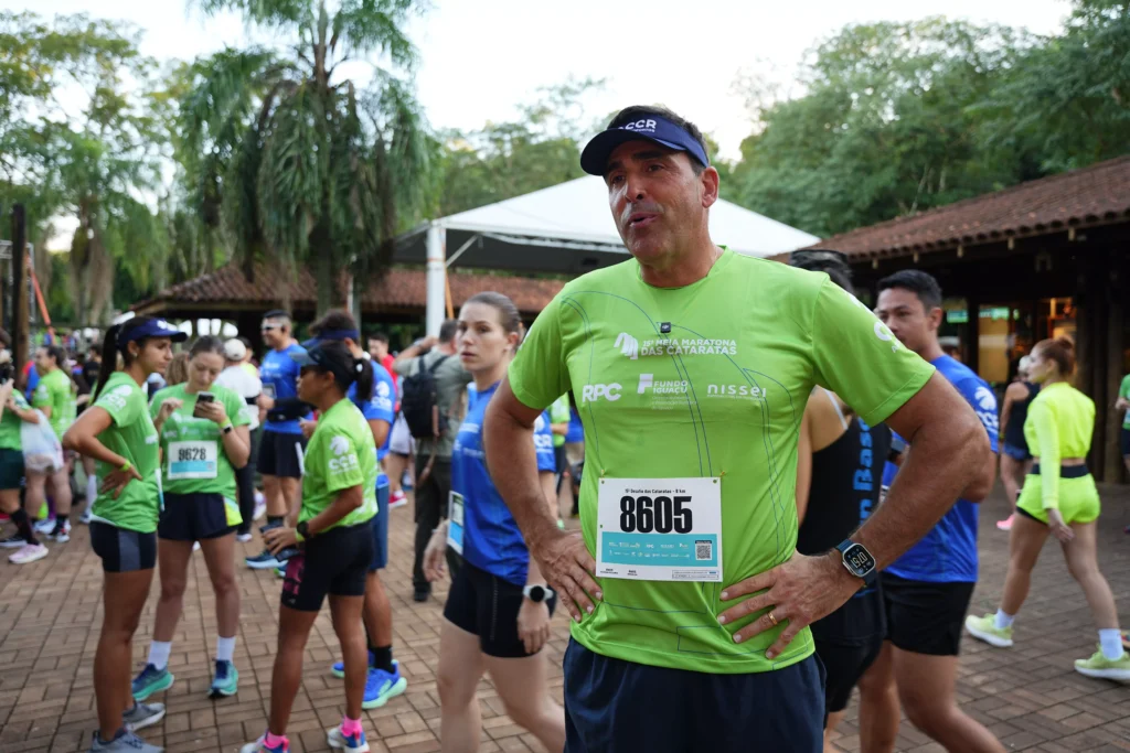 O bicampeão olímpico, Giovane Gávio, correu a prova e mostrou a beleza das Cataratas do Iguaçu para milhares de seguidores Divulgação: CCR Aeroportos