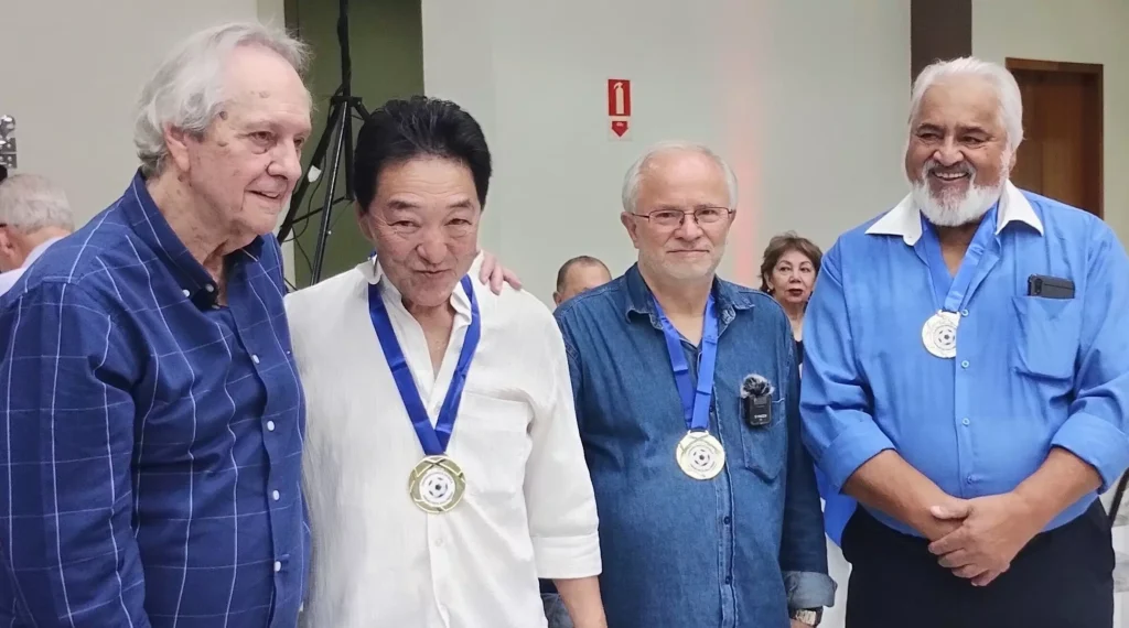 Capitão Hidalgo, Kazu, professor José Rodrigues e Náutilos