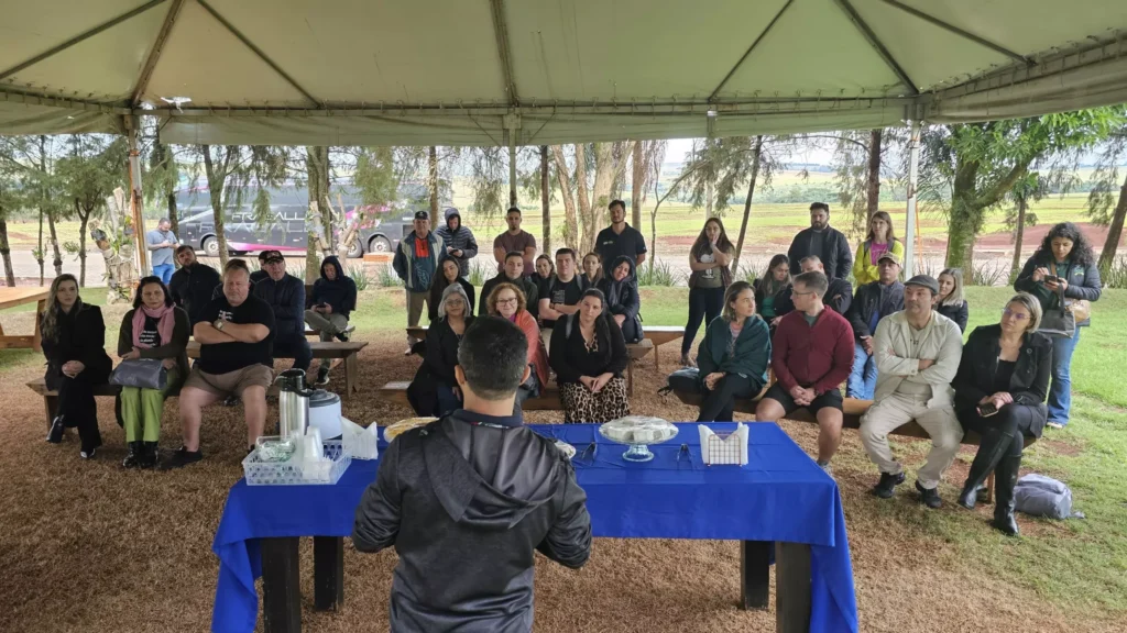 Grupo participou de degustação de queijos finos. Fotos: Eduardo Pereira. (divulgação)