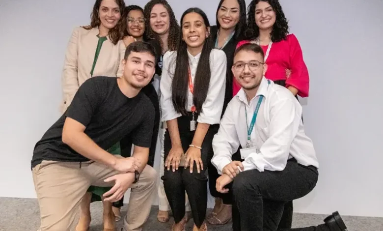 Formandos do programa Conexão Aprendiz, da Fundação Siemens Brasil
