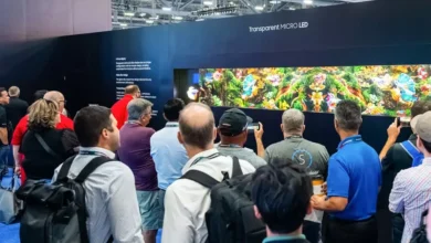 ▲ As incríveis soluções de displays da Samsung, como a The Wall e as telas MICRO LED transparentes, deram as boas-vindas aos visitantes no estande da Samsung na InfoComm 2024