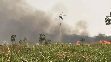 combate_incendio-parana__helicoptero balde