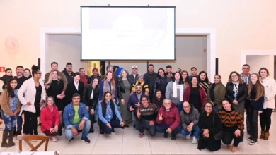 Produtores, empreendedores, comunidade e equipes durante a celebração. Fotos: Inove.