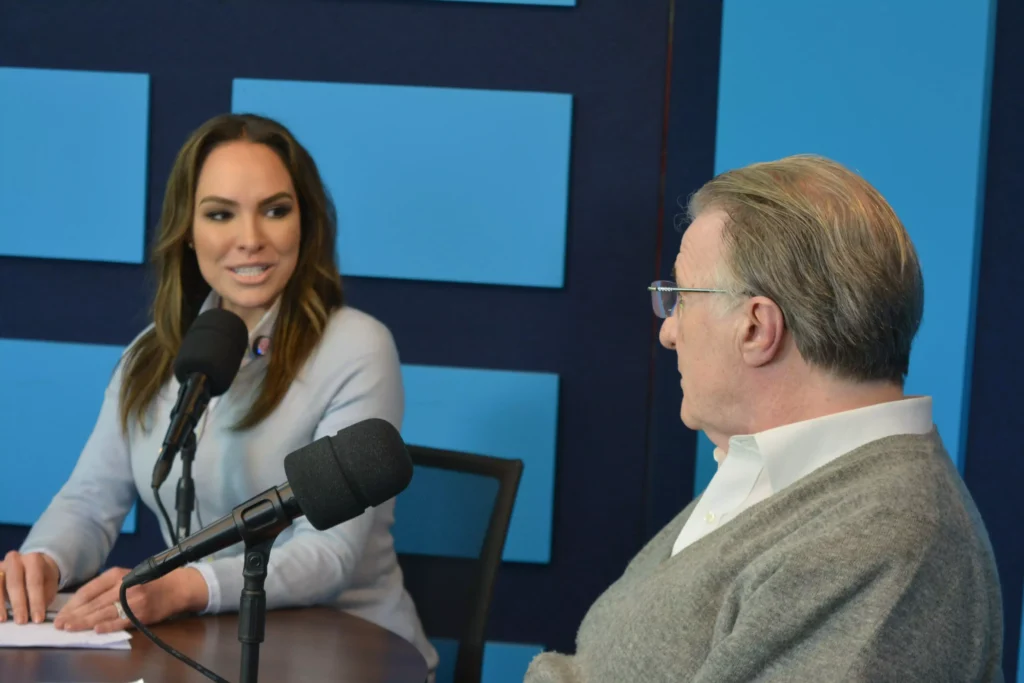 *Maria Victoria (PP)