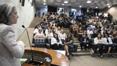 Ministra na palestra no Ministério da Justiça divulgação TSE