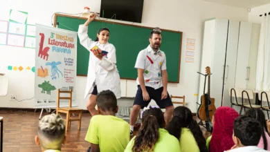 Primeira semana da Mostra Literatura Paraná promoveu contação de histórias com Ailén Roberto e Erick Herculano - Cred Robson de Paula