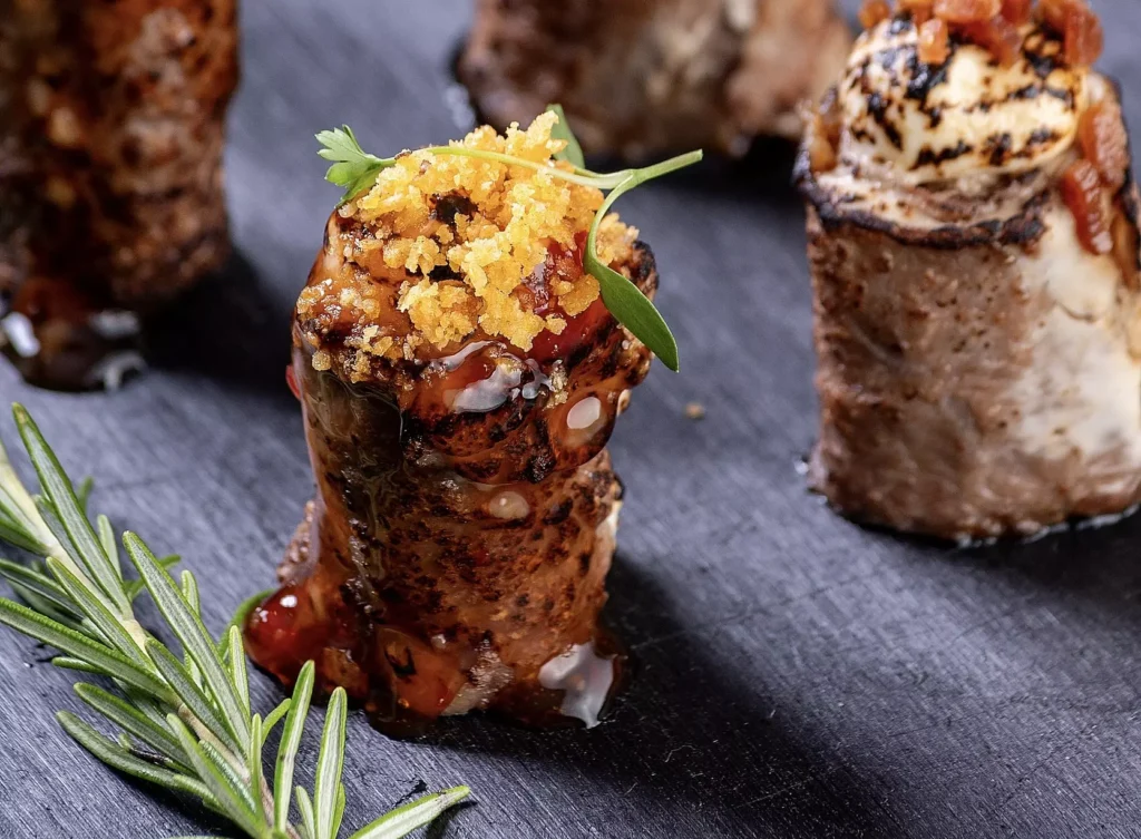 Sushi de carne bovina