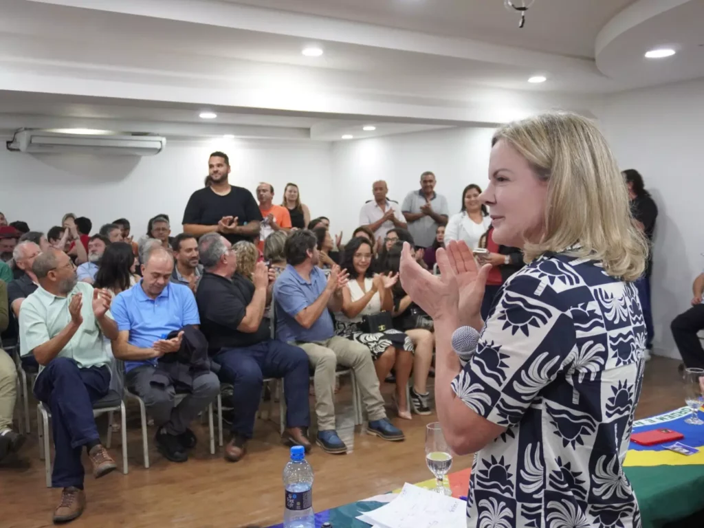 Gleisi Hoffmann__Plenária Construindo um Novo Brasil