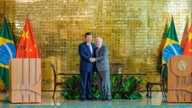 Xi Jinping e Lula durante a cerimônia de assinatura de atos no Palácio da Alvorada. Foto: Ricardo Stuckert / PR