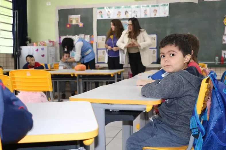 Educação de Pinhais