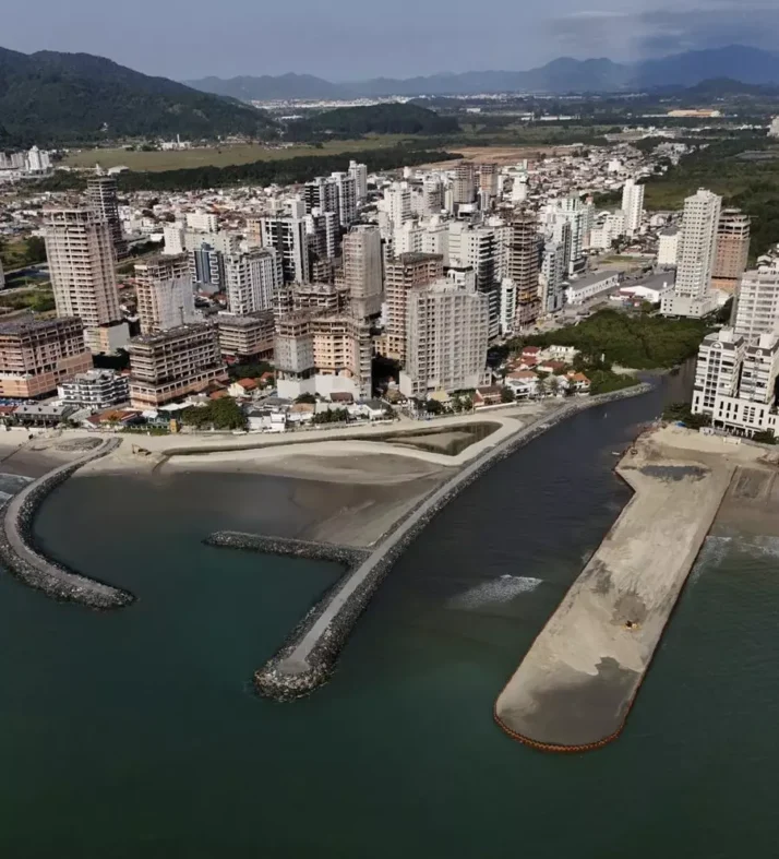 MOLHES DO RIO PEREQUÊ