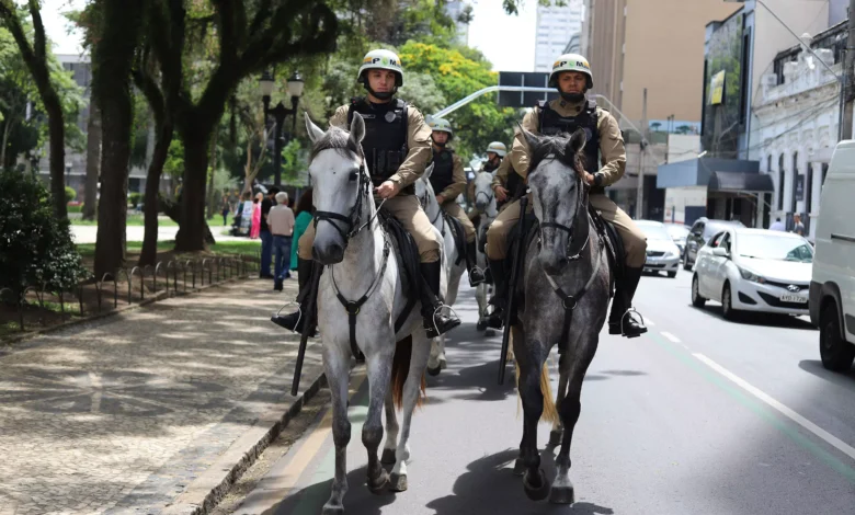 pmpr_curitiba__cavalaria nas ruas