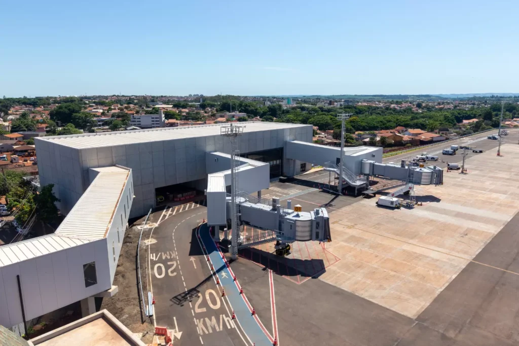 CCR Aeroportos_aeroporto-londrina