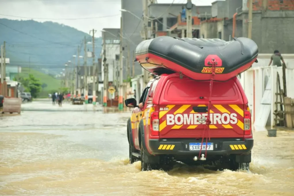 bombeiros sc barco inflável