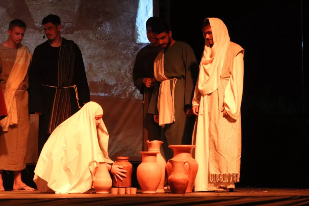 Apresentação Paixão de Cristo