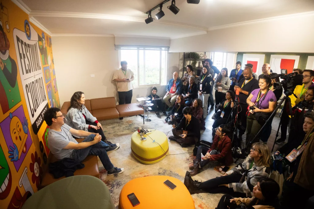 festival-de-curitiba__coletiva-final-Cred-Annelize-Tozetto