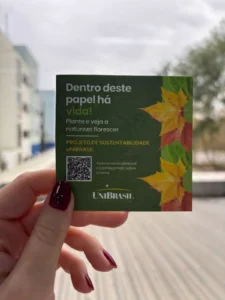 Papel semente. Foto - Divulgação UniBrasil.jpeg