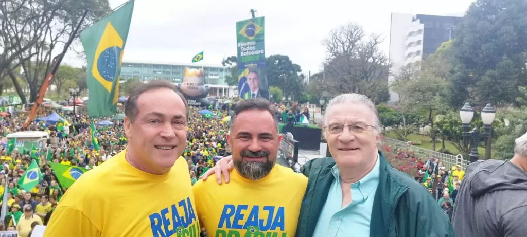 Deputado Federal Reinold Stephanes Jr. , vereador Olímpio Júnior e Ogier Buchi