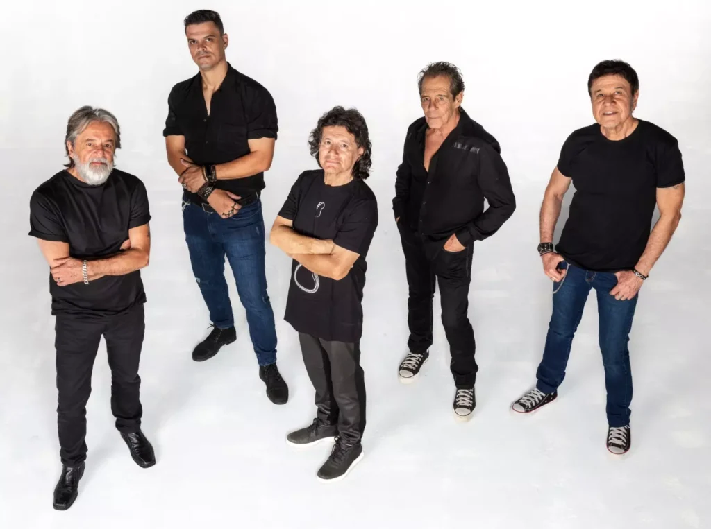 banda curitibana BLINDAGEM