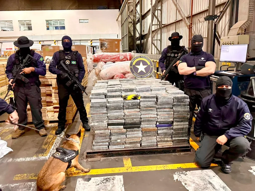 receita-federal-parana-apreensao-porto-paranagua