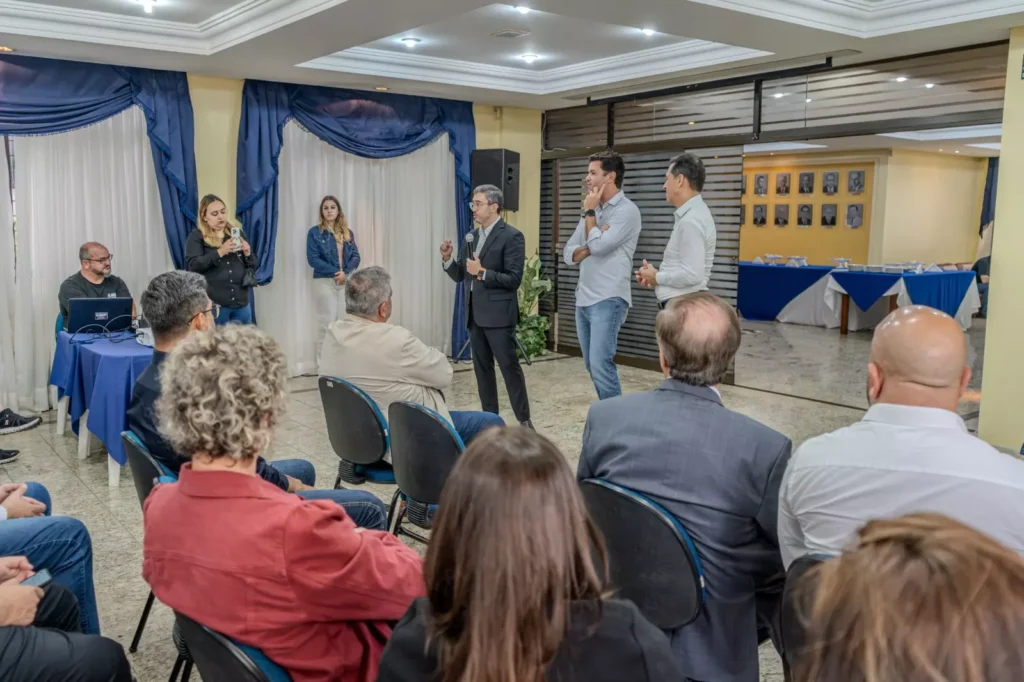 Paraná investe em infraestrutura viária com foco em Paranaguá