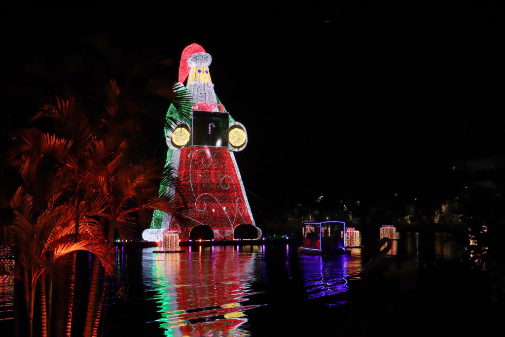 maior-papai-noel-do-mundo-fica-no-parana