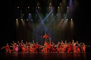 formatura-marca-a-ultima-noite-de-“algo/ritmo”-no-guairao