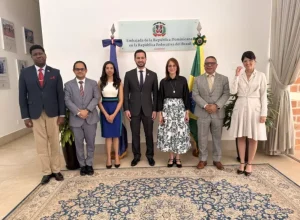 Deputado federal Paulo Litro fortalece laços turísticos com a República Dominicana em encontro com a Embaixadora Patricia Villegas