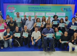 Foto da entrega da Campanha Solidária Condor em 2022