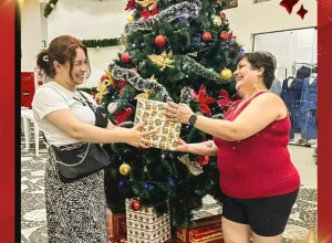 Encontro de Brechós Saí do Armário Promove Natal Solidário