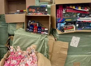 Receita Federal doa mais de 120 mil brinquedos em ação solidária para o Dia das Crianças